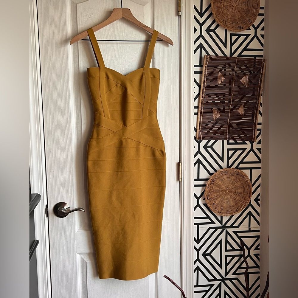Bandage Celeb Bodycon Midi Size XS